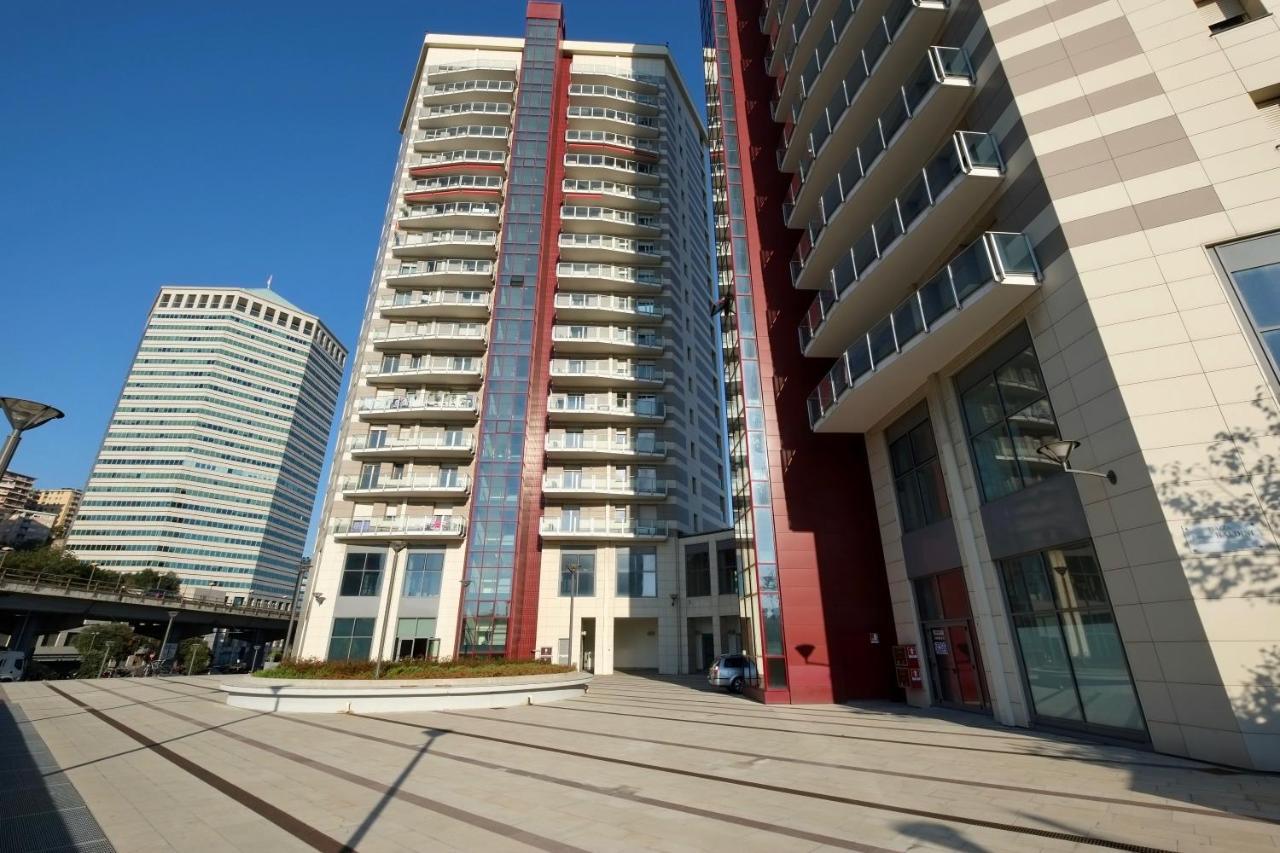 Ferienwohnung Grande Monolocale Con Parcheggio Interrato Incluso Genua Exterior foto